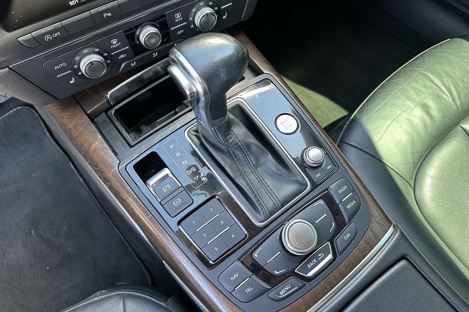 Продам Audi A6 2.8 Quattro 2013 года в Киеве