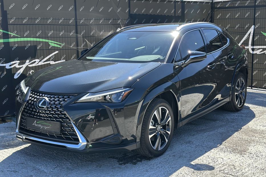 Продам Lexus RH UX300H 2025 года в Киеве