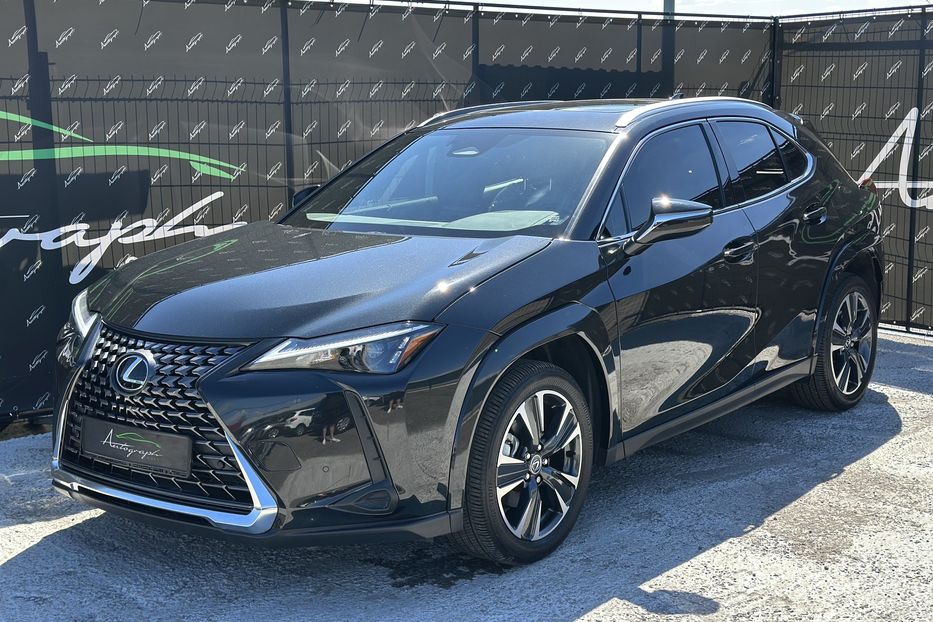 Продам Lexus RH UX300H 2025 года в Киеве