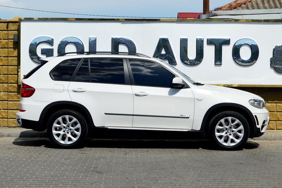 Продам BMW X5 2012 года в Одессе