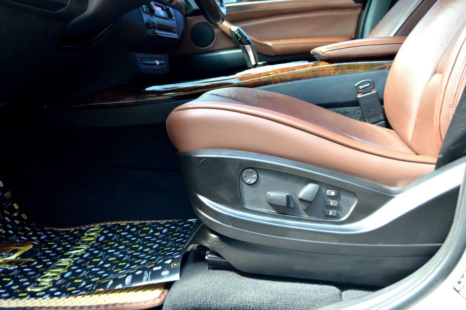 Продам BMW X5 2012 года в Одессе