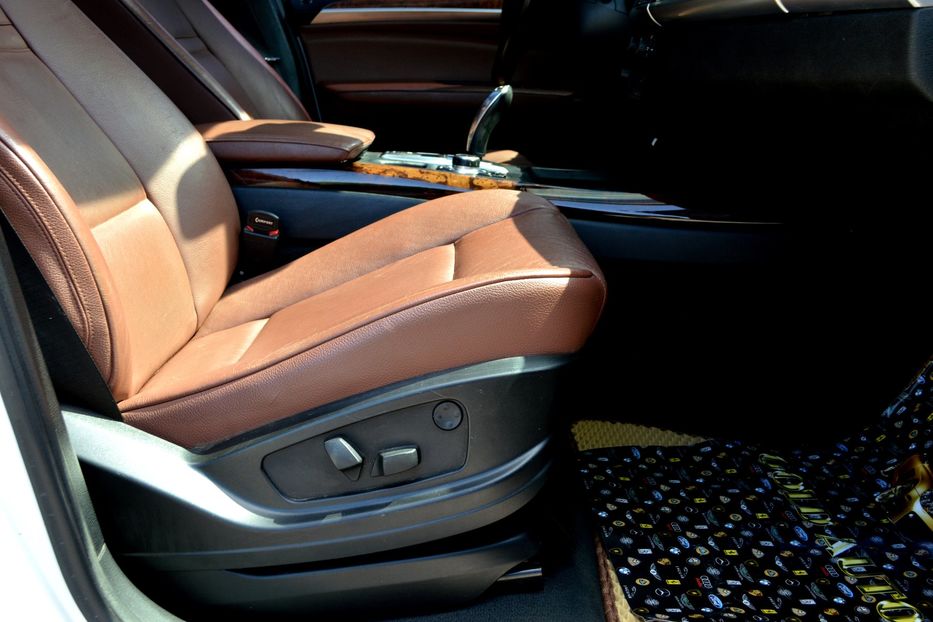 Продам BMW X5 2012 года в Одессе