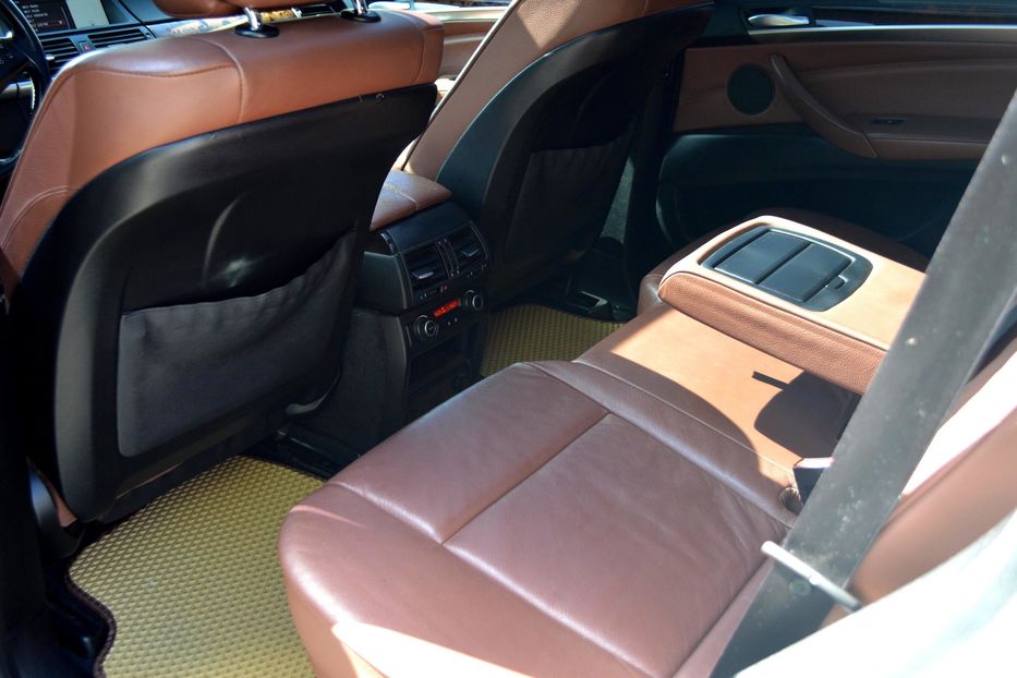 Продам BMW X5 2012 года в Одессе