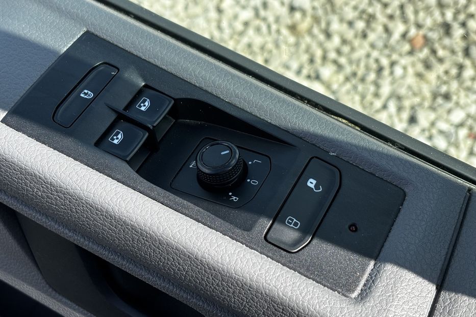 Продам Volkswagen Caravella 2.0 110квт DSG авто у Львові 2020 года в Львове