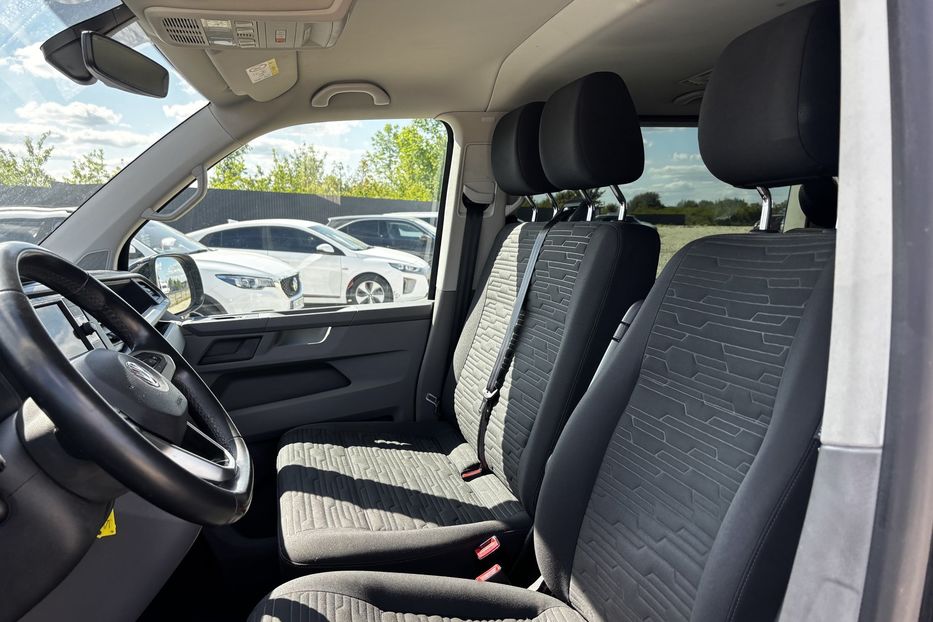 Продам Volkswagen Caravella 2.0 110квт DSG авто у Львові 2020 года в Львове