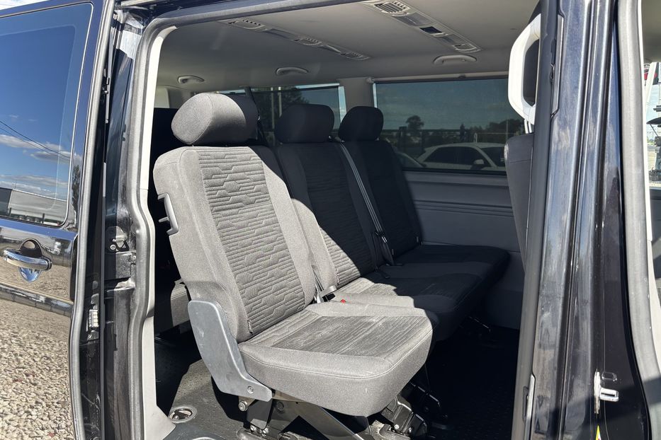 Продам Volkswagen Caravella 2.0 110квт DSG авто у Львові 2020 года в Львове