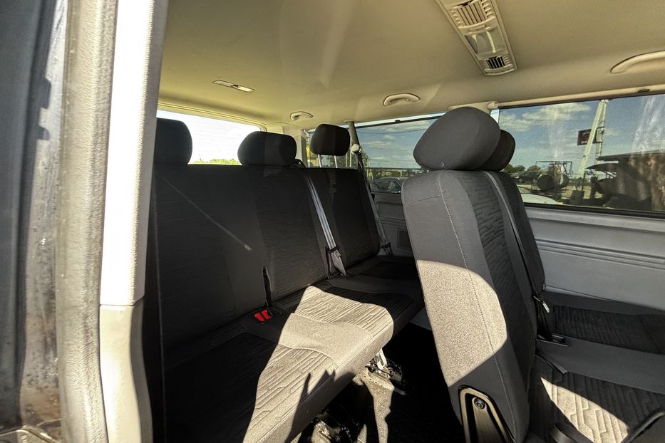 Продам Volkswagen Caravella 2.0 110квт DSG авто у Львові 2020 года в Львове