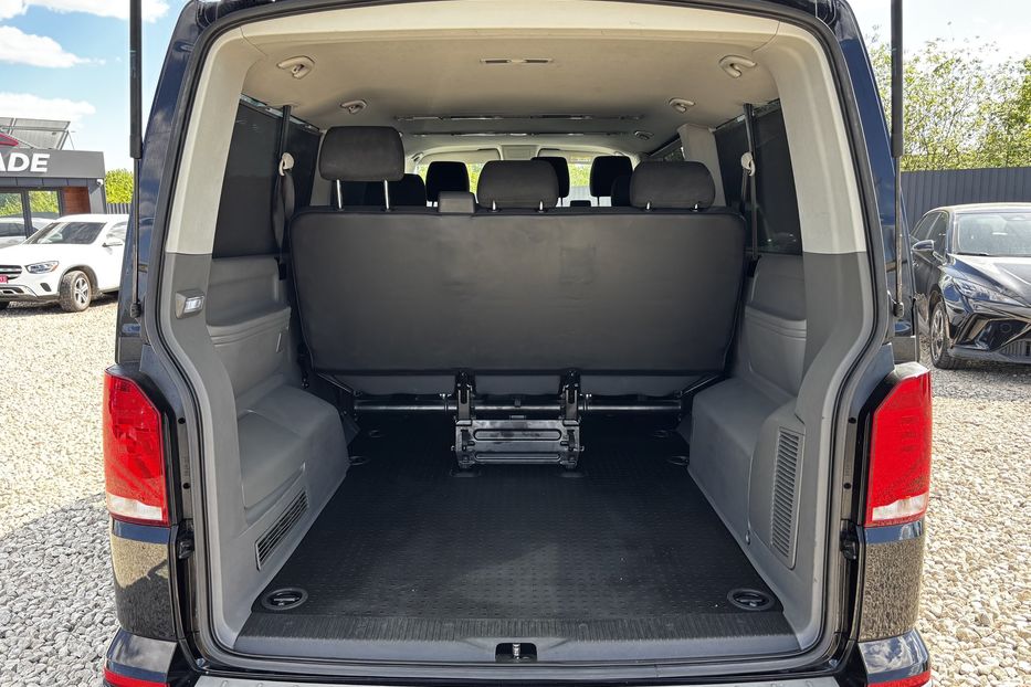 Продам Volkswagen Caravella 2.0 110квт DSG авто у Львові 2020 года в Львове