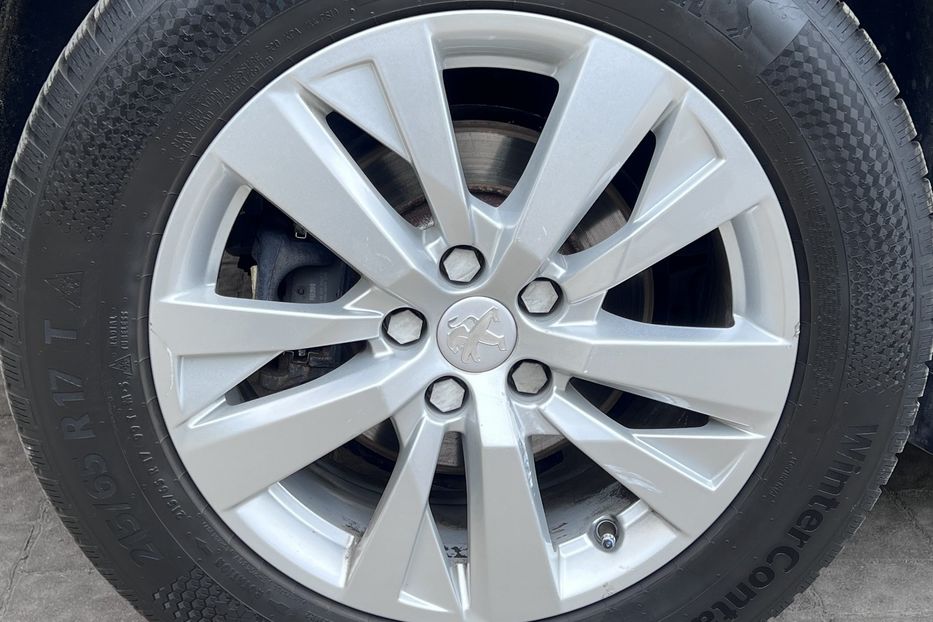 Продам Peugeot 3008 Bissnes  AISIN  2020 года в Тернополе