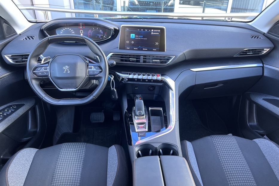 Продам Peugeot 3008 Bissnes  AISIN  2020 года в Тернополе