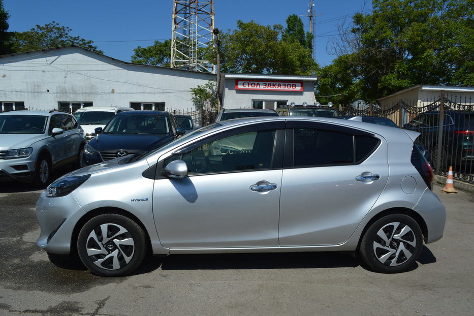 Продам Toyota Prius C Aqua Hybrid 2019 года в Одессе