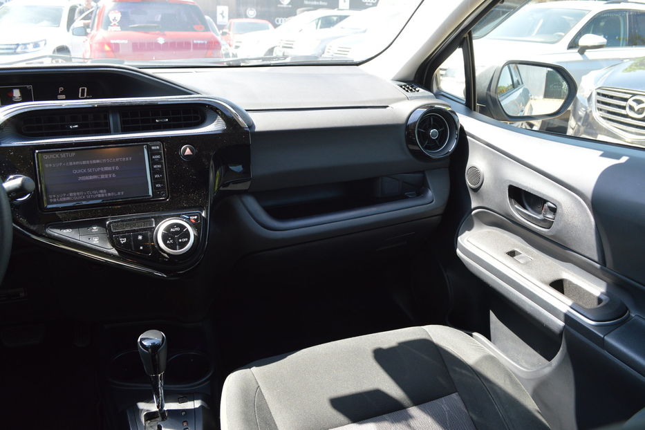 Продам Toyota Prius C Aqua Hybrid 2019 года в Одессе