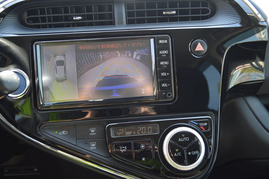 Продам Toyota Prius C Aqua Hybrid 2019 года в Одессе