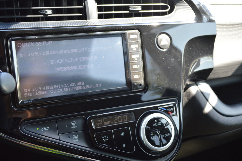 Продам Toyota Prius C Aqua Hybrid 2019 года в Одессе