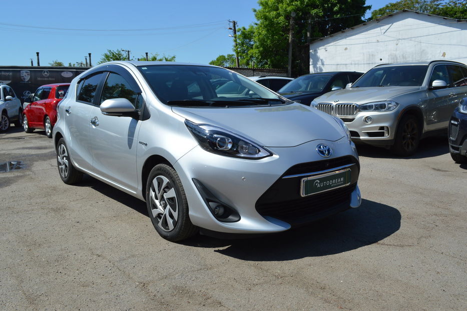 Продам Toyota Prius C Aqua Hybrid 2019 года в Одессе
