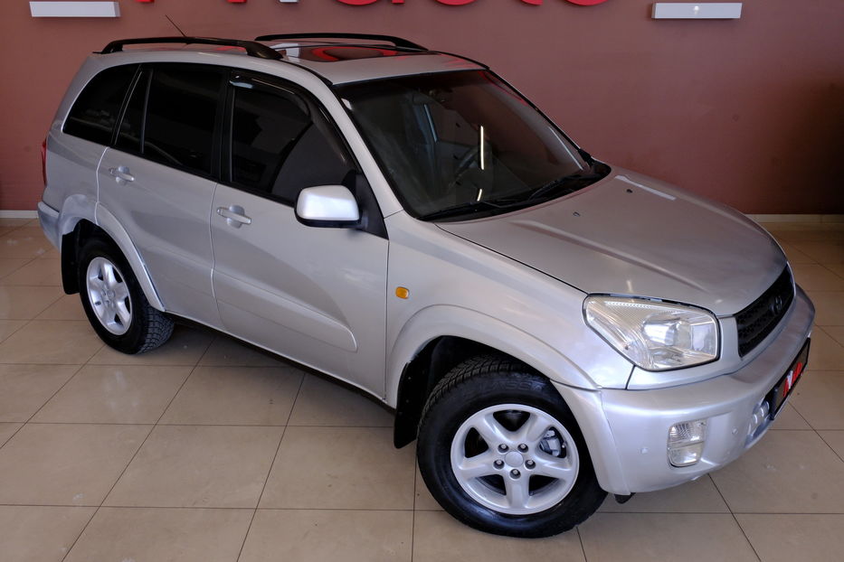 Продам Toyota Rav 4 2003 года в Одессе