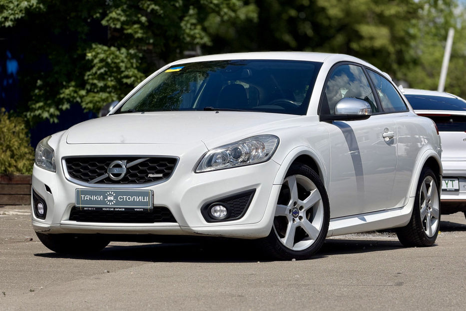 Продам Volvo C30  2.0D AT (177 к.с.) 2012 года в Киеве