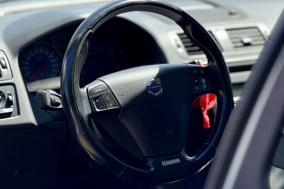 Продам Volvo C30  2.0D AT (177 к.с.) 2012 года в Киеве