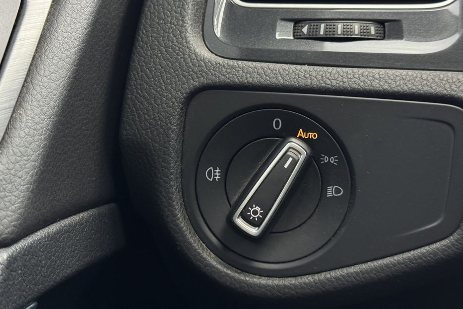 Продам Volkswagen e-Golf COMIS  2019 года в г. Умань, Черкасская область