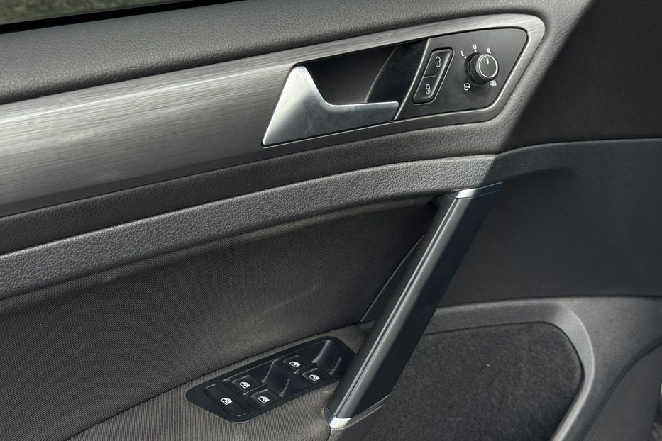 Продам Volkswagen e-Golf COMIS  2019 года в г. Умань, Черкасская область