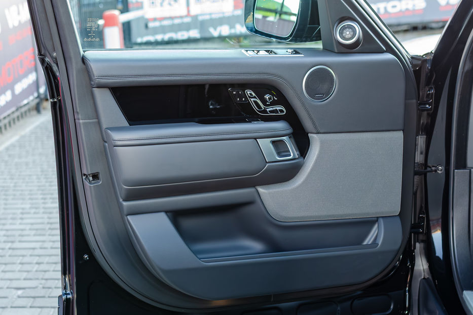 Продам Land Rover Range Rover 5.0 Supercharge 2021 года в Киеве