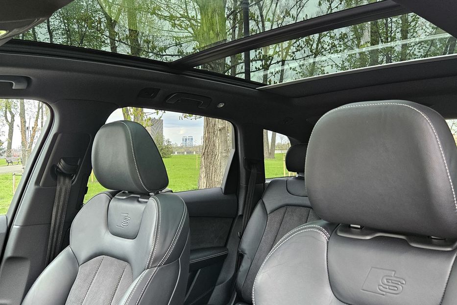 Продам Audi Q7 S-Line 2015 года в Киеве