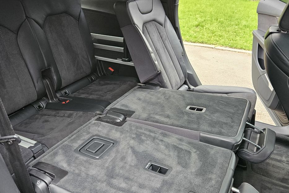 Продам Audi Q7 S-Line 2015 года в Киеве
