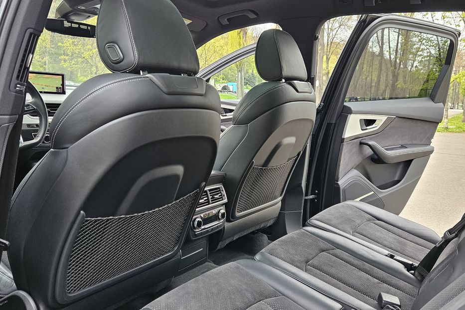 Продам Audi Q7 S-Line 2015 года в Киеве