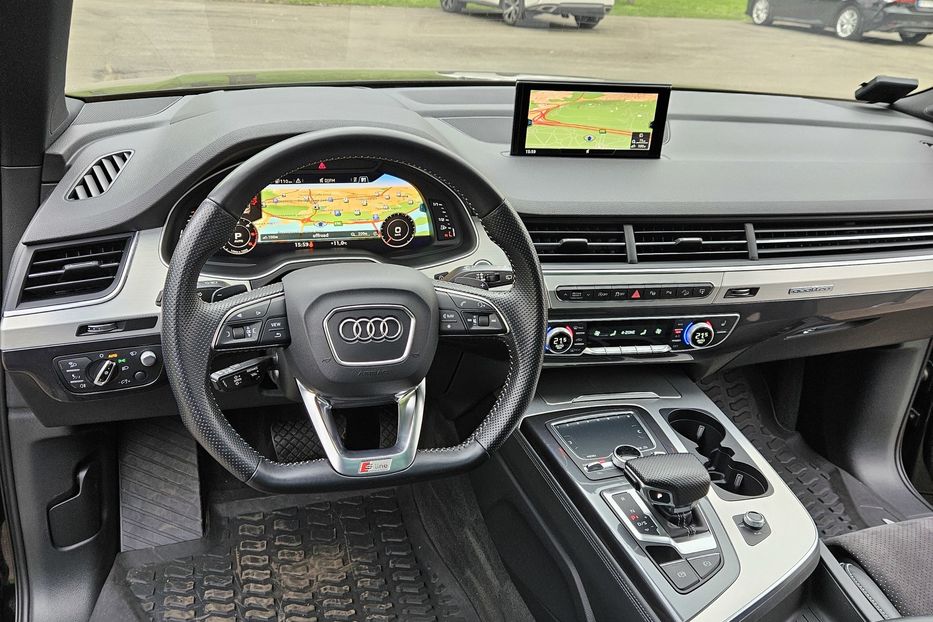 Продам Audi Q7 S-Line 2015 года в Киеве