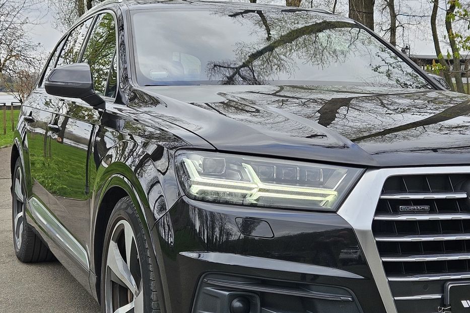 Продам Audi Q7 S-Line 2015 года в Киеве