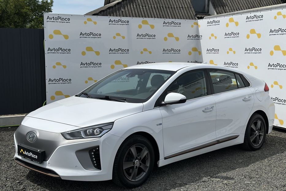 Продам Hyundai Ioniq 2016 года в Луцке