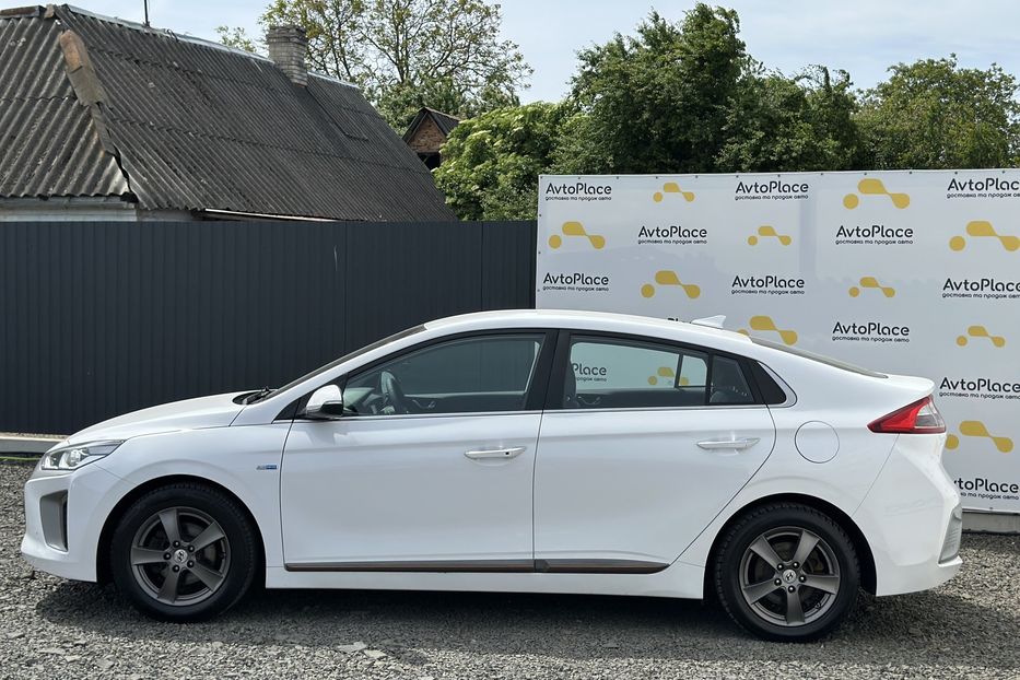 Продам Hyundai Ioniq 2016 года в Луцке