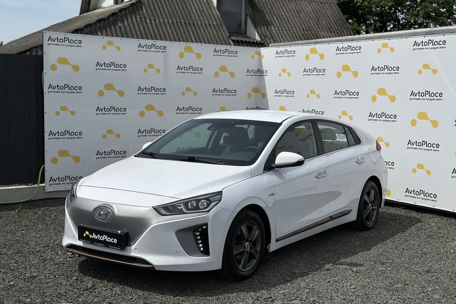 Продам Hyundai Ioniq 2016 года в Луцке