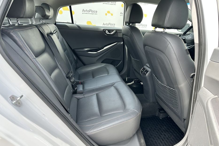 Продам Hyundai Ioniq 2016 года в Луцке