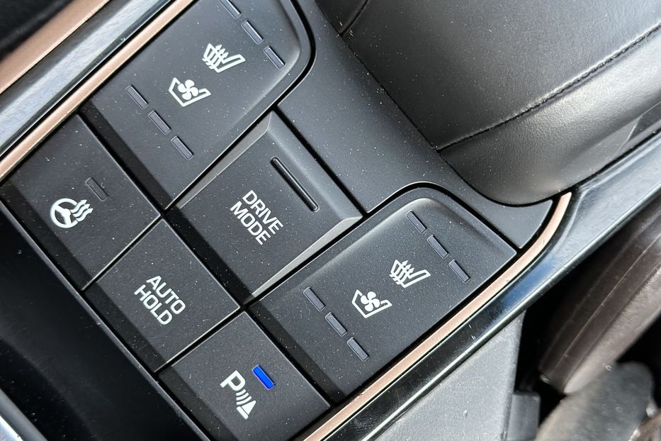 Продам Hyundai Ioniq 2016 года в Луцке