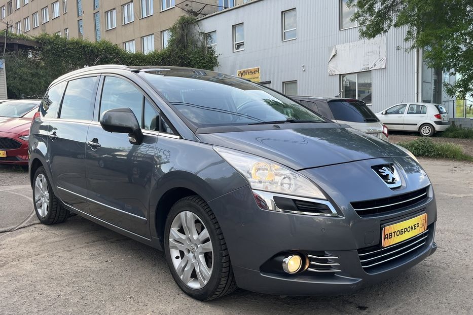 Продам Peugeot 5008 Максимальна 2011 года в Николаеве