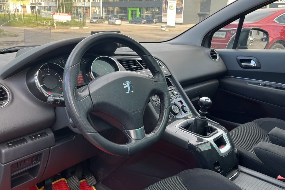 Продам Peugeot 5008 Максимальна 2011 года в Николаеве