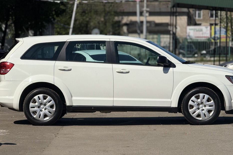 Продам Dodge Journey 2.4 AT (170 к.с.) • SE 2014 года в Киеве