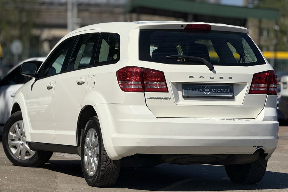 Продам Dodge Journey 2.4 AT (170 к.с.) • SE 2014 года в Киеве