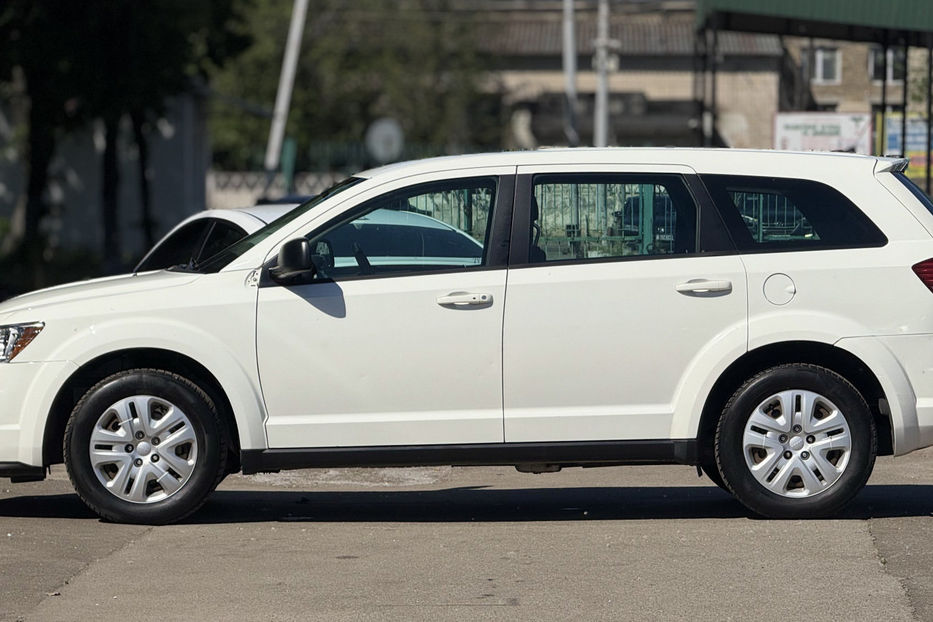Продам Dodge Journey 2.4 AT (170 к.с.) • SE 2014 года в Киеве