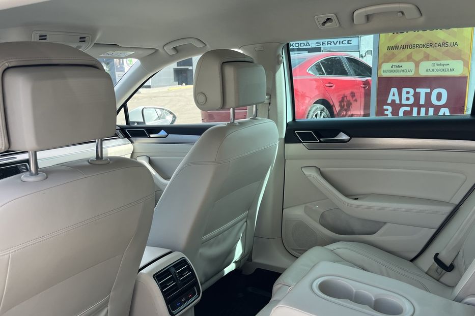 Продам Volkswagen Passat B8 Highline 4x4 2015 года в Николаеве