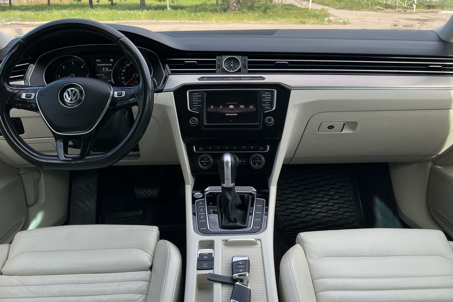 Продам Volkswagen Passat B8 Highline 4x4 2015 года в Николаеве