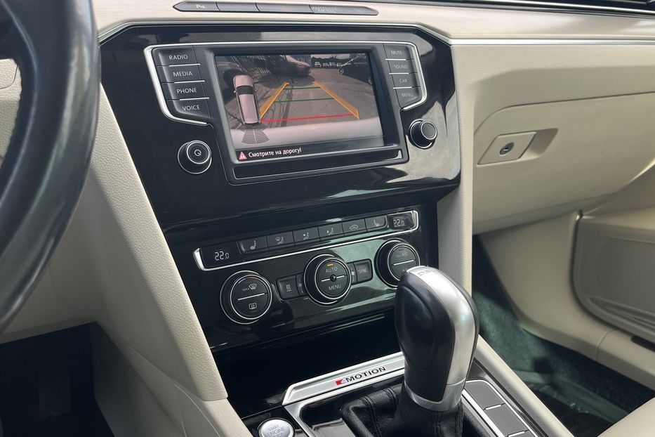 Продам Volkswagen Passat B8 Highline 4x4 2015 года в Николаеве