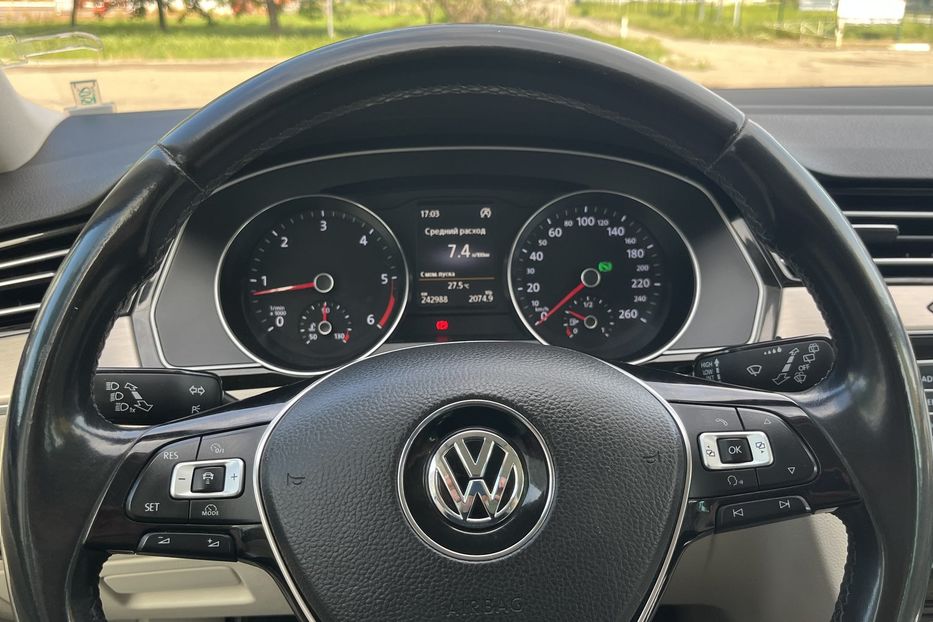 Продам Volkswagen Passat B8 Highline 4x4 2015 года в Николаеве