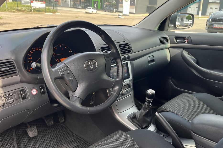 Продам Toyota Avensis 2006 года в Николаеве
