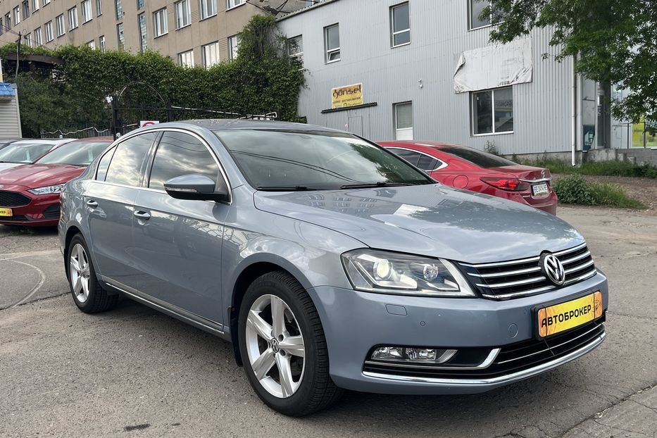 Продам Volkswagen Passat B7 Highline Офіційний 2011 года в Николаеве