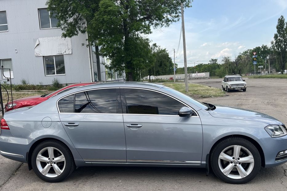 Продам Volkswagen Passat B7 Highline Офіційний 2011 года в Николаеве