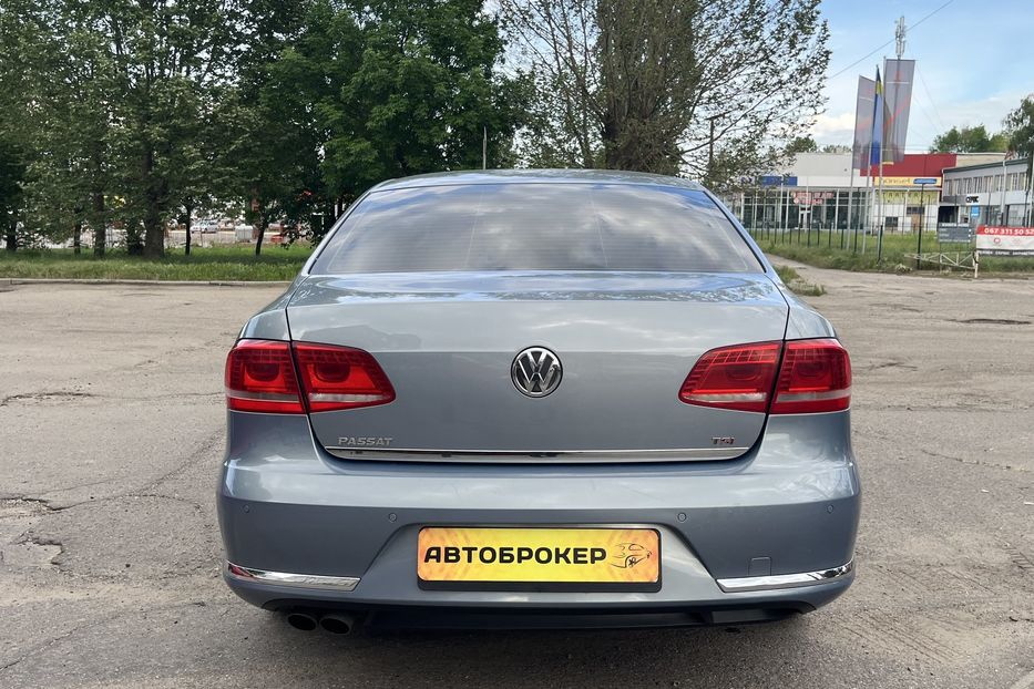 Продам Volkswagen Passat B7 Highline Офіційний 2011 года в Николаеве