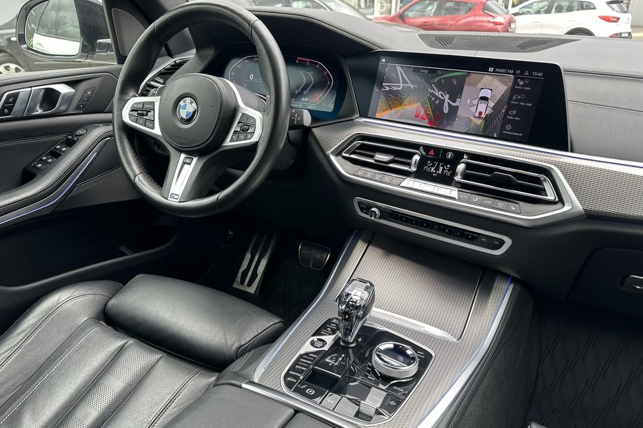 Продам BMW X5 Xdrive30d M-Paket 2020 года в Киеве
