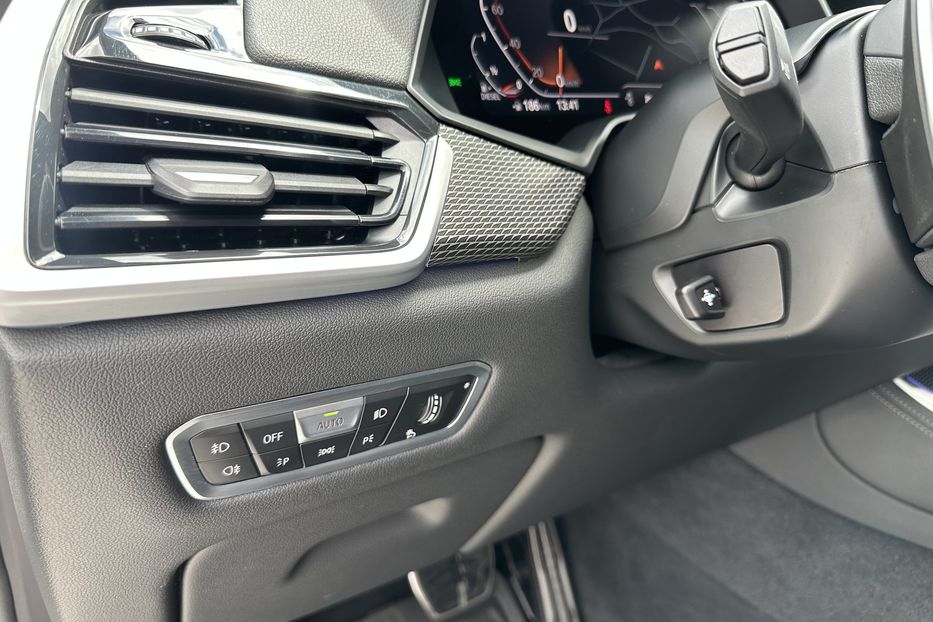Продам BMW X5 Xdrive30d M-Paket 2020 года в Киеве